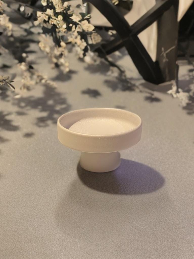 Matte White Ceramic Footed Fruit Platter, Minimal Pedestal Stand for Dessert & Snacks, Modern Party Display Dishes, Footed Fruit Platter