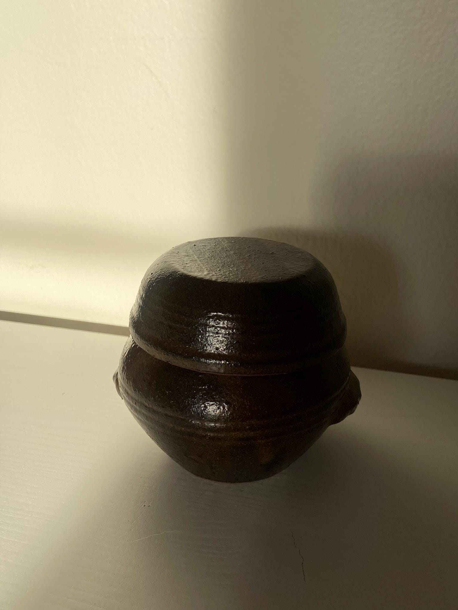 Mini Korean Onggi Jar with Lid | Dark Aesthetic Decor | Meditation Object | Minimalist Korean Pottery | Small Lidded Jar | Gift Wrap