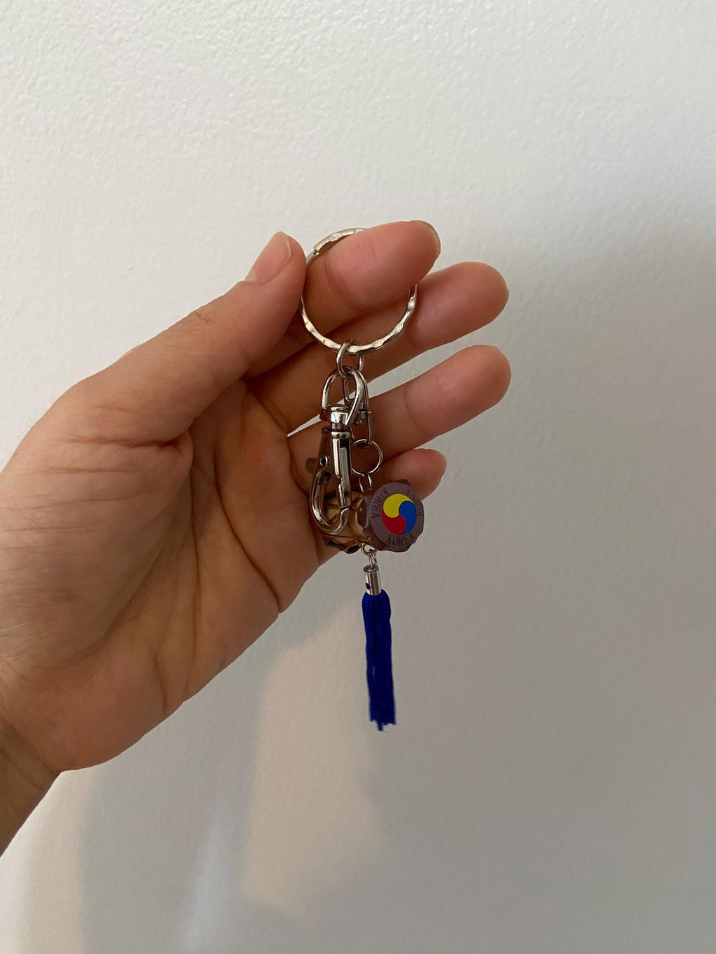 Korean Sam Taegeuk & Janggu Drum Keychain Set: Cultural Souvenir Gift