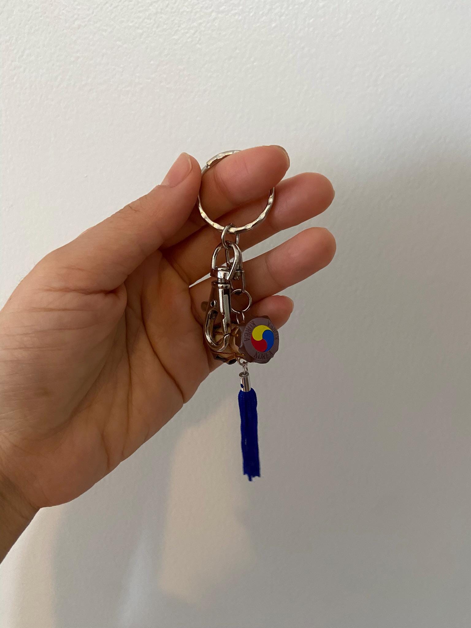Korean Sam Taegeuk & Janggu Drum Keychain Set: Cultural Souvenir Gift