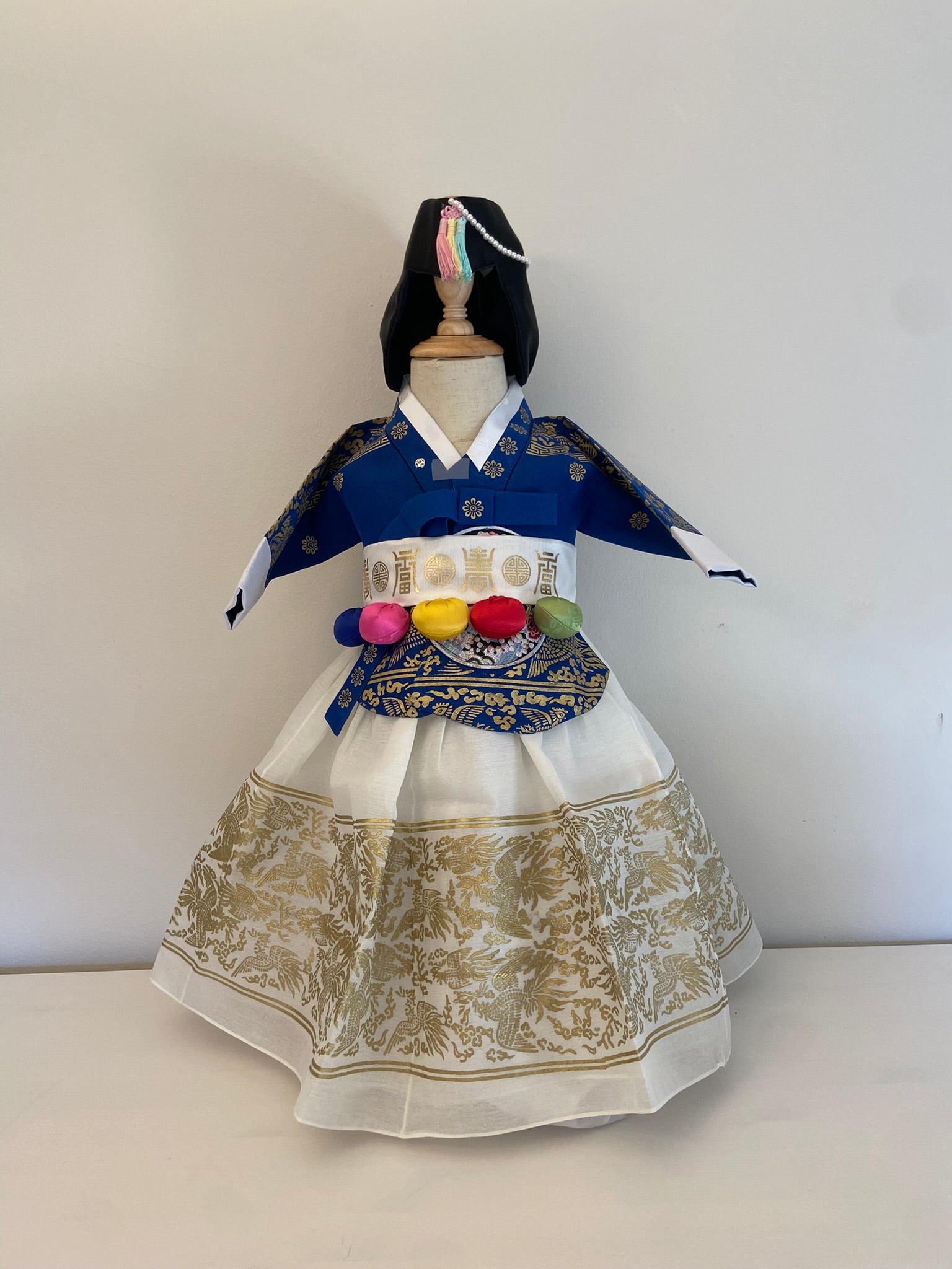 Girl E Hanbok Rental | Royal Blue & Ivory Baekil Hanbok | Traditional Korea Girl Outfit | Luxury Photo Hanbok | Baekil banner | Size 100