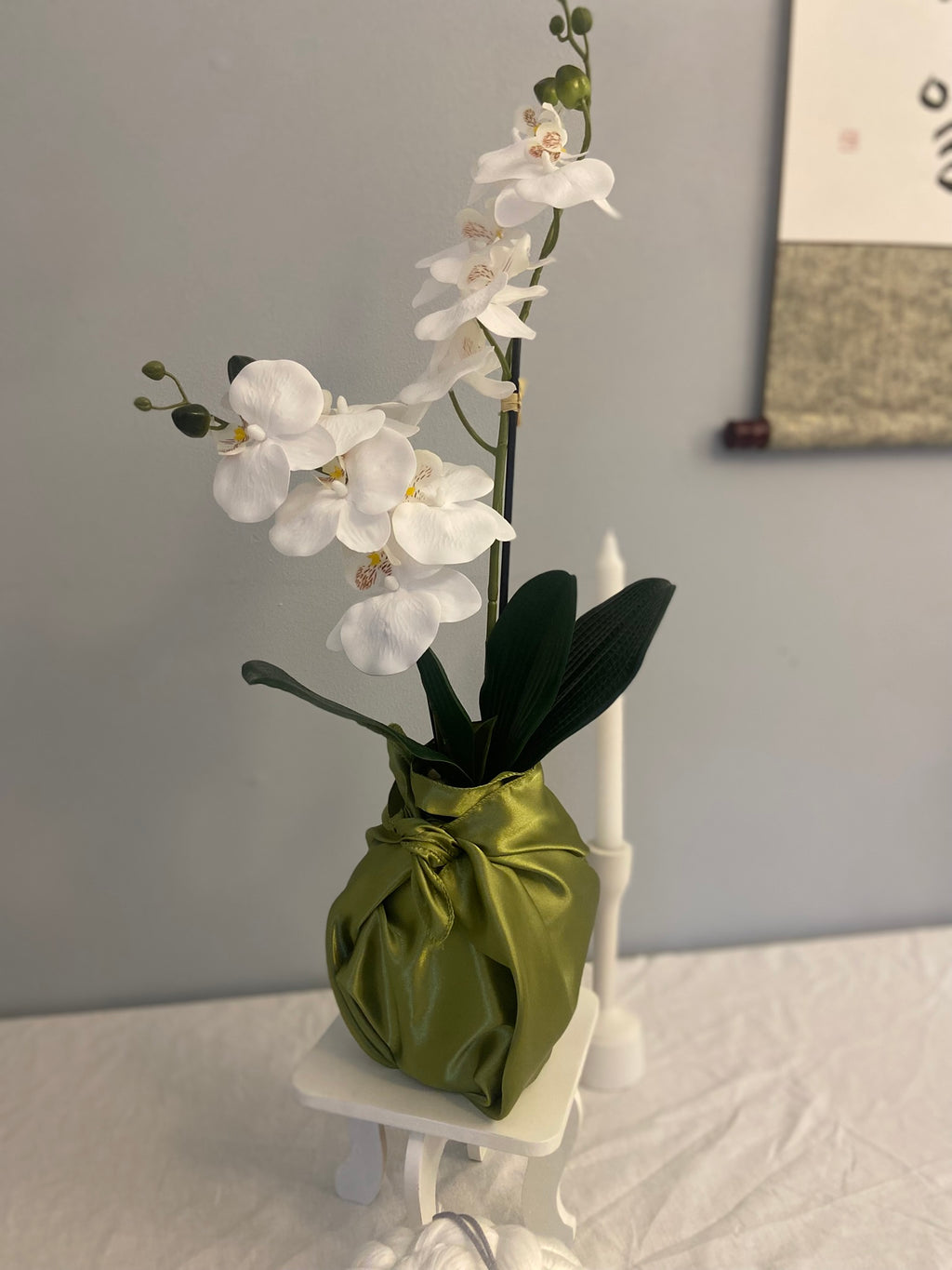Minimal Korean Baek-il Table Set Rental | Modern White Dol Table Decor | Traditional Korean 100th Day Celebration | Gallery Style Dol Sang
