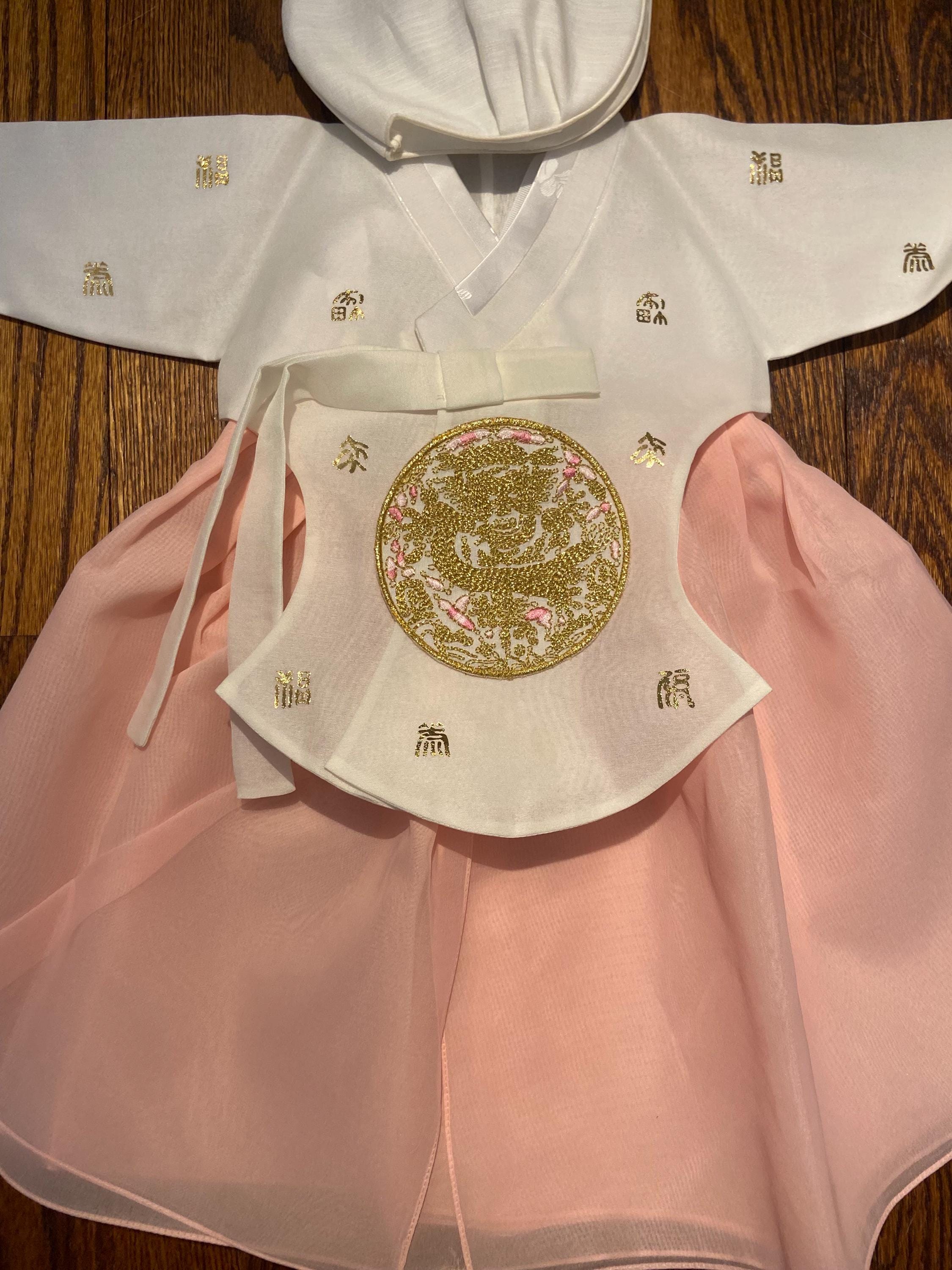 Girl D Hanbok Rental | White & Pink 100 Days Hanbok Set | Korean Baby Girl 100 Days Outfit | Baekil Party Dress | Beakil Sign | Size 100