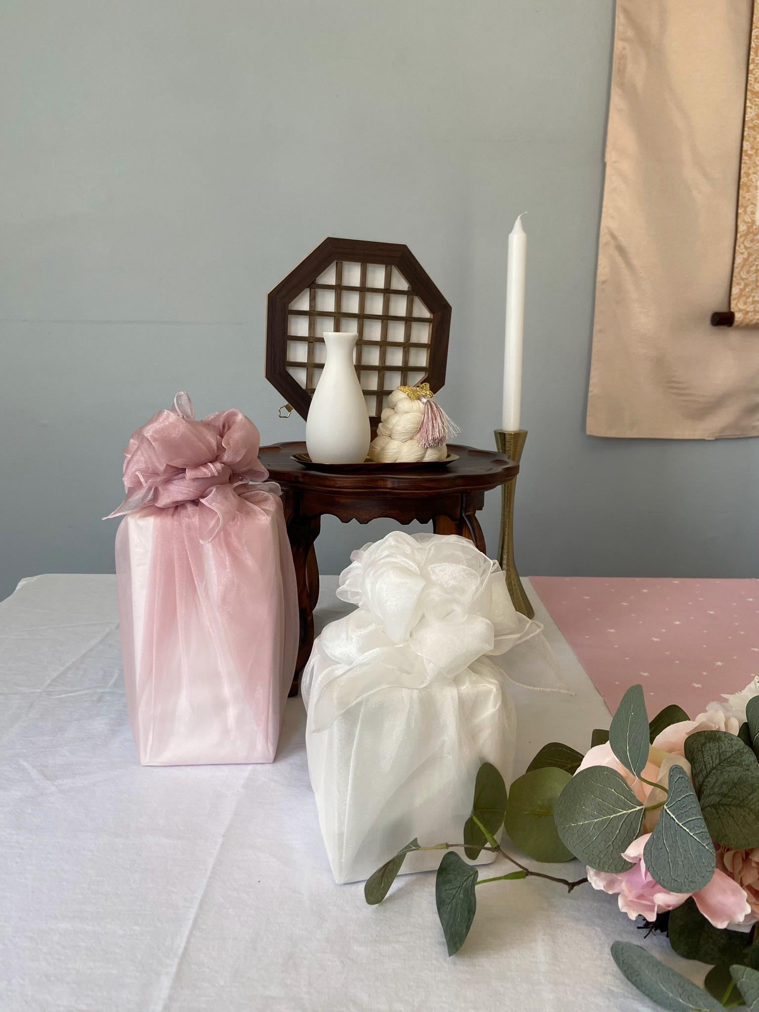 Personalized Handwritten Wall Scroll, Korean Traditional Dohl Table, 100 days Table 1st Birthday Party Table Hanbok Dohljabi Kit Pink Flower | FREE SHIPPING