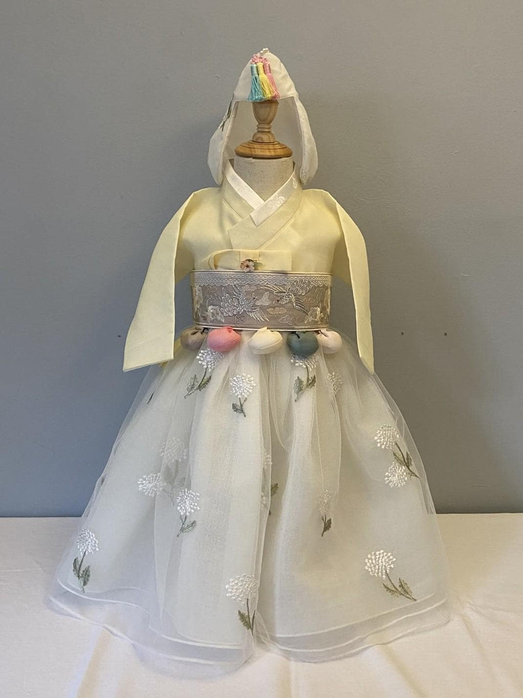 Girl J Hanbok Rental | Yellow & Ivory Dol Hanbok Set | Baby Girl Doljanchi Hanbok | Floral Embroidered Traditional Korean Dress | Size 1