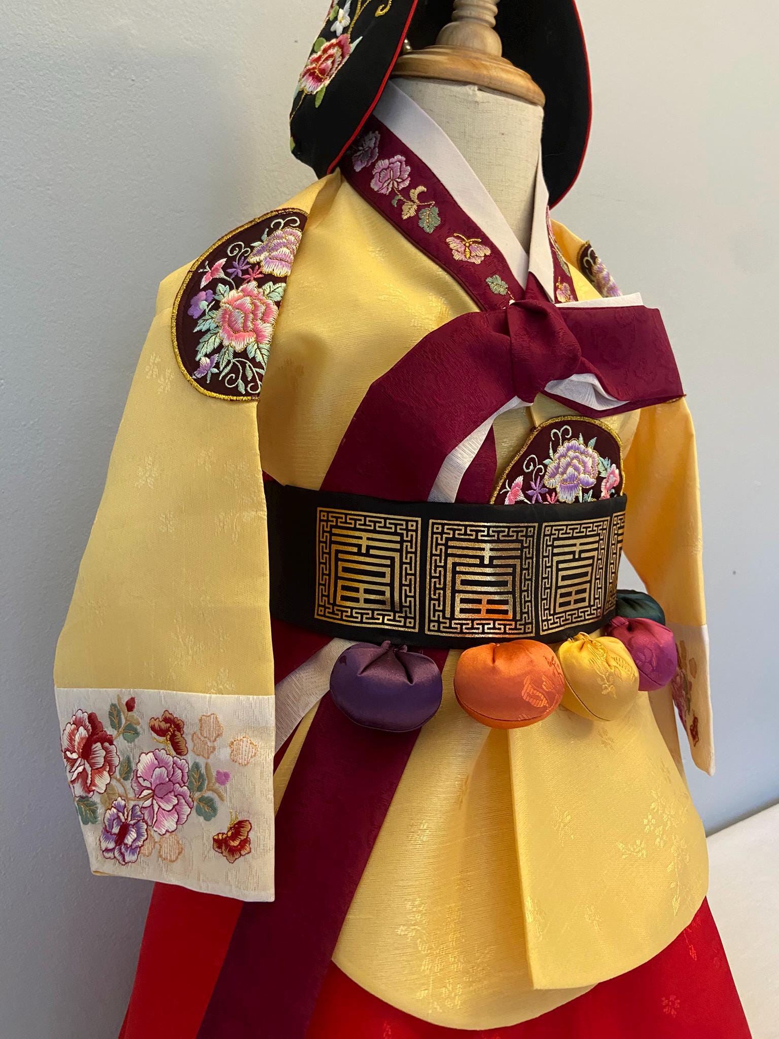 Girl T Hanbok Rental | Gold & Burgundy 1st Birthday Hanbok | Korean Baby Girl Doljanchi Dress | Elegant Traditional Hanbok Full Set | Size 2