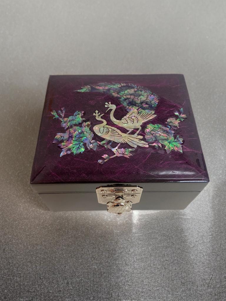 Korean Mother of Pearl Jewelry Box, Handmade Lacquer Trinket Box, Keepsake Box, Luxury Shell Inlay Gift | Asian Decor | Gift Wrap
