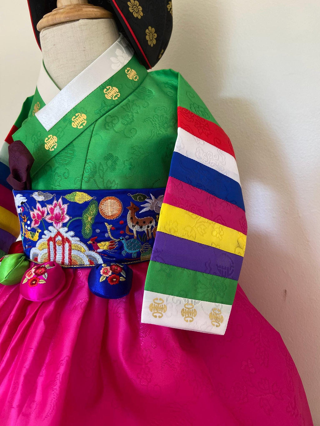 Girl H Hanbok Rental | Green & Hot Pink Korean 100 Days Hanbok | Saekdong Korean Baby Outfit | Traditional Hanbok Rental | Size 100