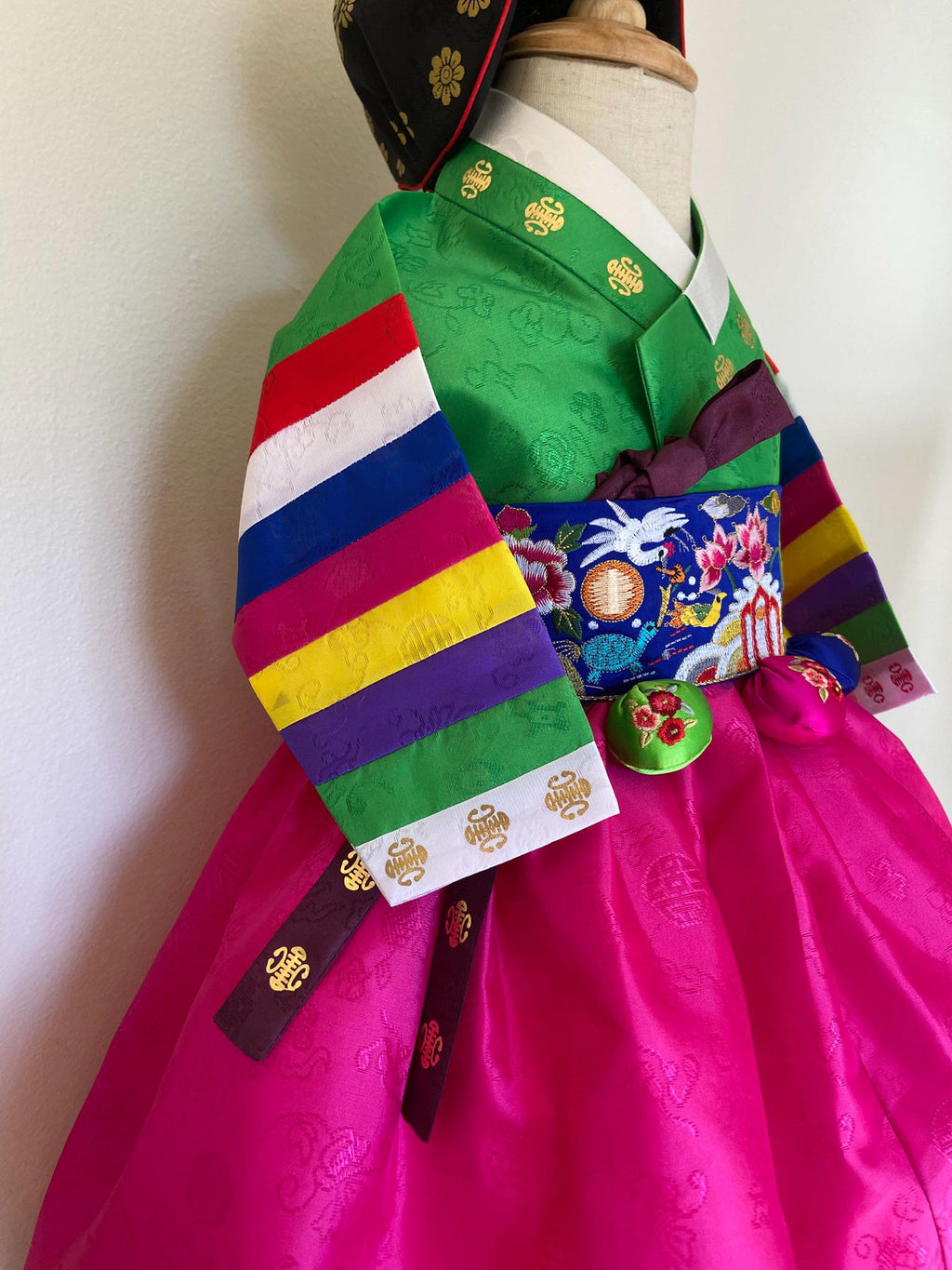 Girl H Hanbok Rental | Green & Hot Pink Korean 100 Days Hanbok | Saekdong Korean Baby Outfit | Traditional Hanbok Rental | Size 100