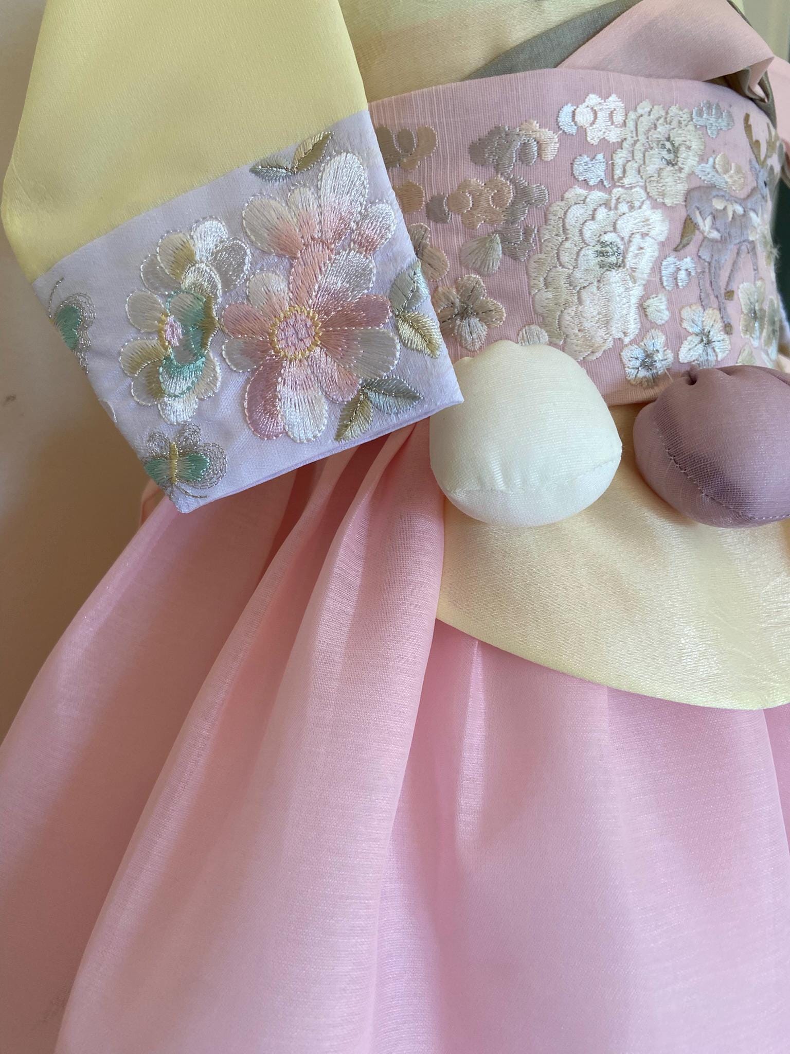Girl C Hanbok Rental | Pastel Pink Hanbok | Traditional Korean Baby Outfit | Korean 100 Days Celebration | Baekil Wall Sign | Size 100